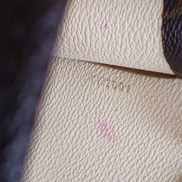 Louis Vuitton Pouch,toiletry, Cosmetic Bag, Case - Picture 14 of 14